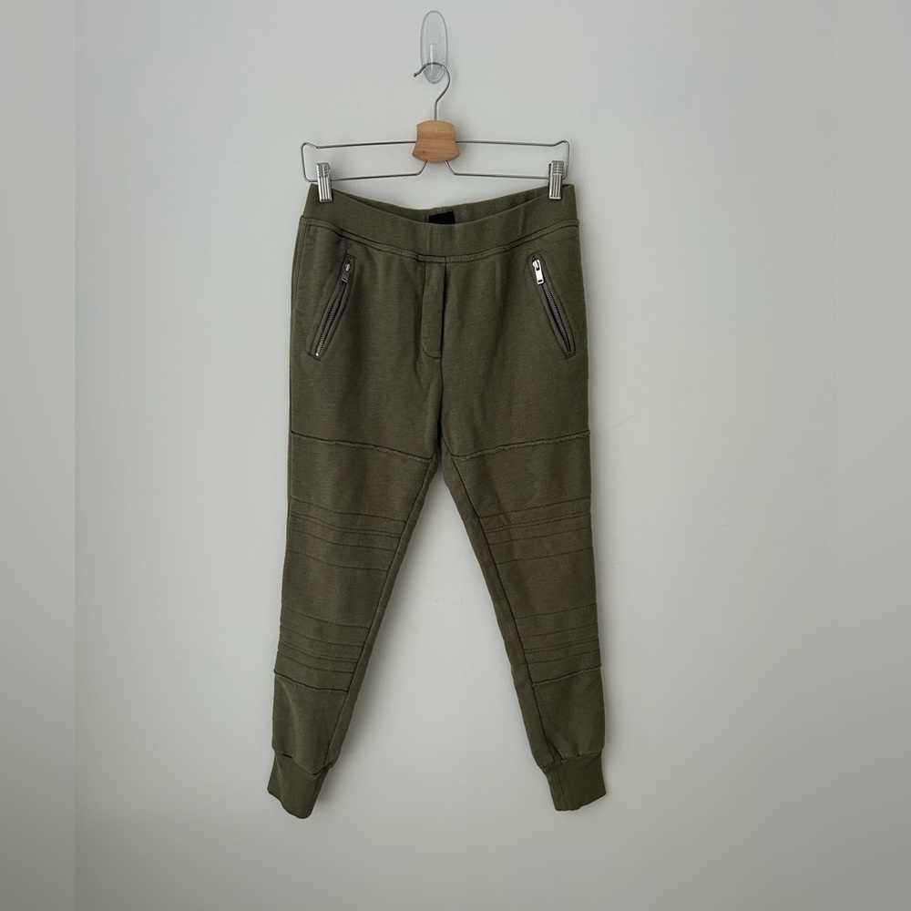 Aritzia Wilfred free green jogger